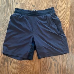 Men's small Lululemon 7" T.H.E. Short in Black - Great condition